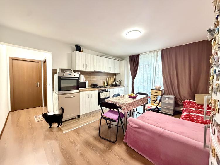 Apartament cu 2 camere semidecomandat, mobilat în Simion Bărnuțiu