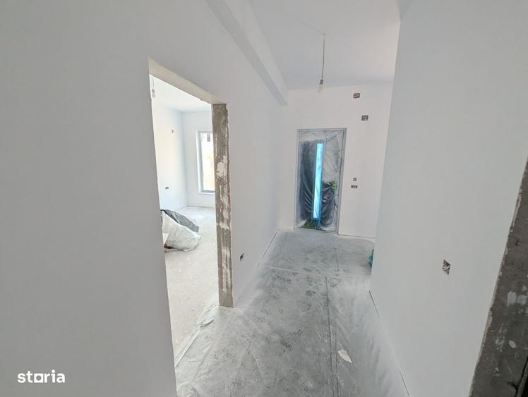 Casă cu 4 camere în Tunari