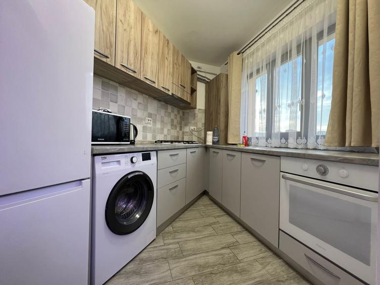 Apartament cu 2 camere semidecomandat în Tudor Vladimirescu