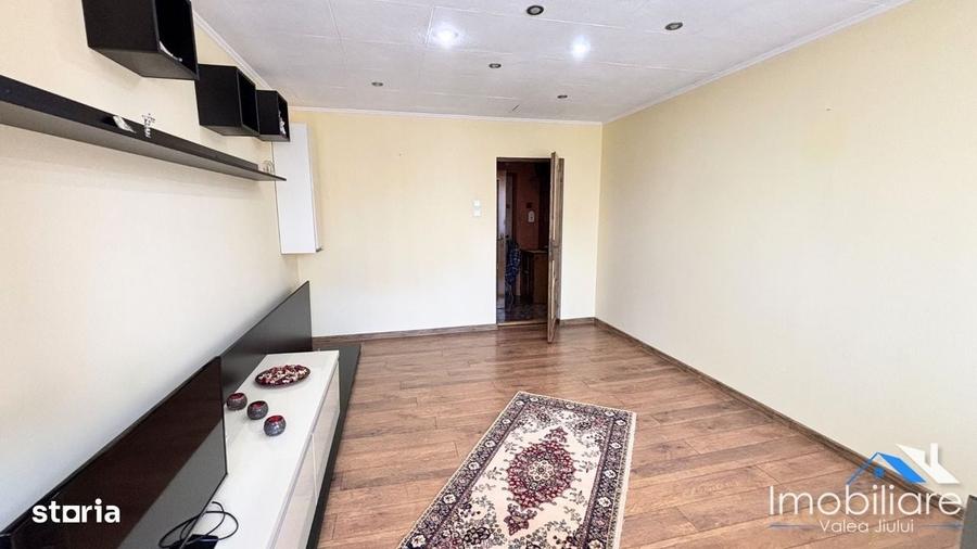 Apartament 2 camere Petrosani | Str. Avram Iancu | Langa Politie - 11