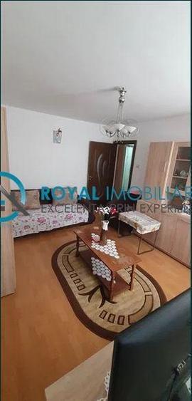 Apartament cu 2 camere nedecomandat în Mihai Bravu