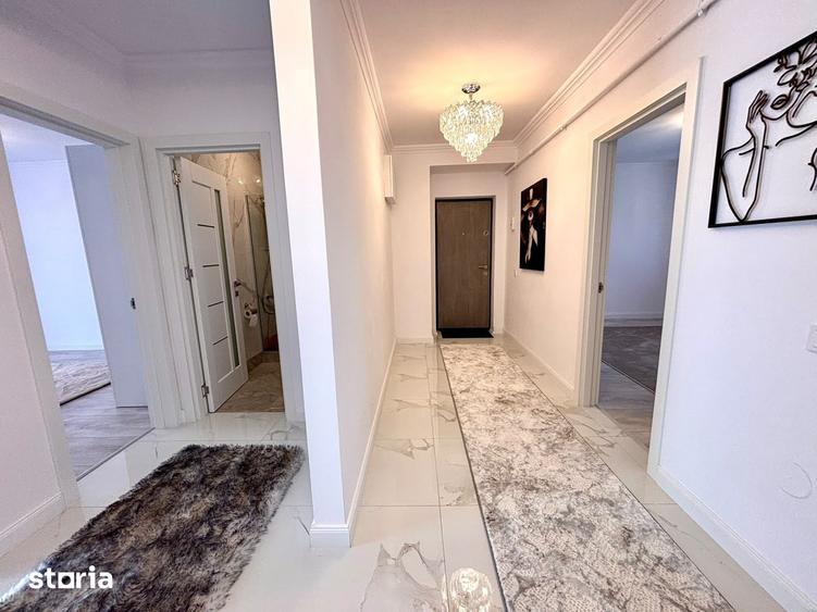 Apartament cu 5 camere în Cristian