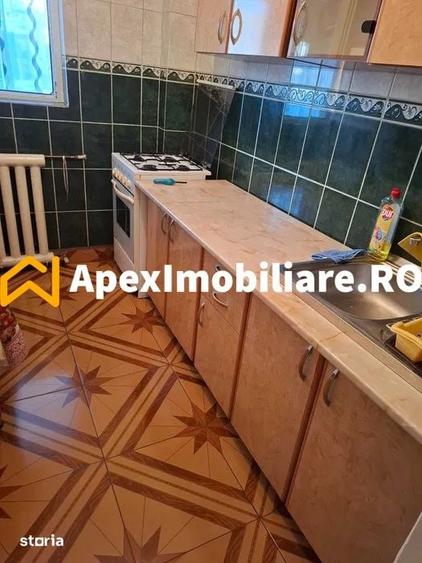 Apartament cu 2 camere decomandat în 1 Mai