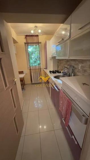Apartament cu 2 camere decomandat, mobilat în Între Lacuri