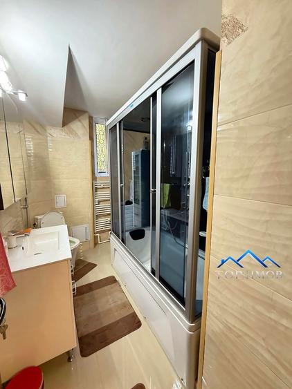 Apartament cu 2 camere decomandat în Aviatori