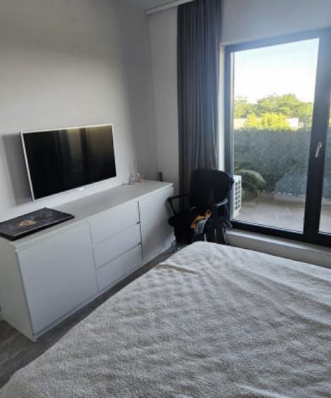 Apartament cu 2 camere decomandat în Km 5