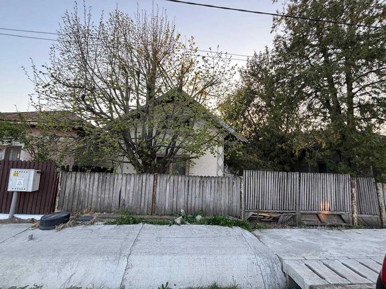 Casă cu 2 camere în Coada Izvorului