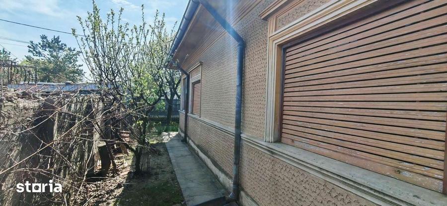 Teren de vanzare 1000 mp in Voluntari, casa renovabila, acces asfaltat - 1