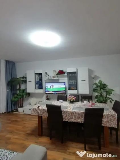Garsonieră decomandată în Florești