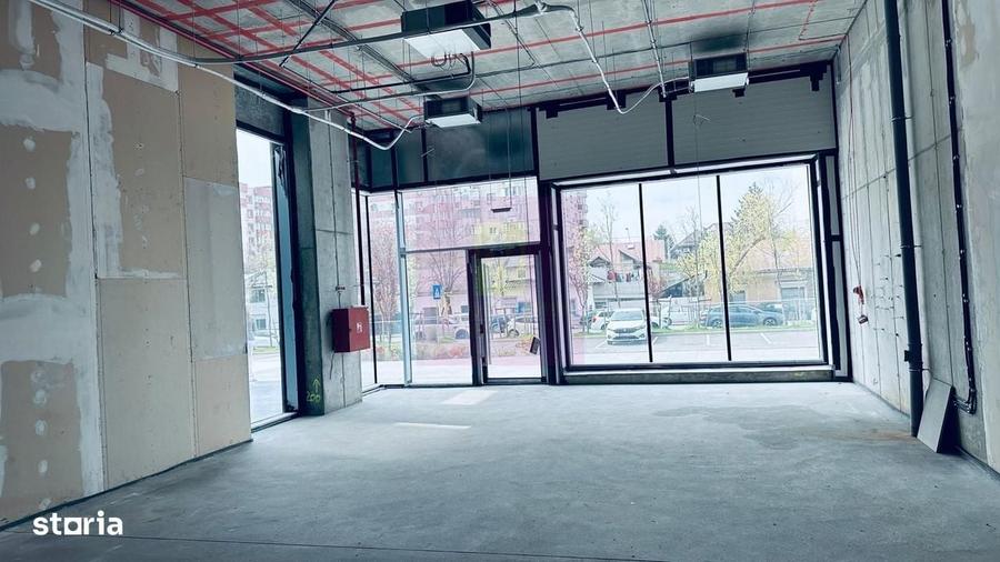 Spațiu comercial, de 103 mp, în Sebastian