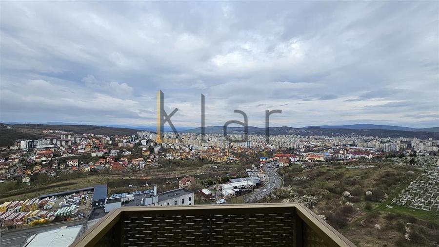 Apartament cu 3 camere semidecomandat, mobilat în Zorilor