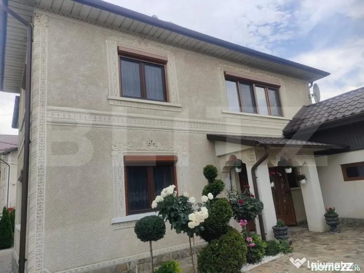 Casă cu 8 camere cu Teren 488 Mp în Marginea