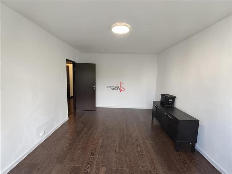 Apartament cu 3 camere decomandat în Ozana