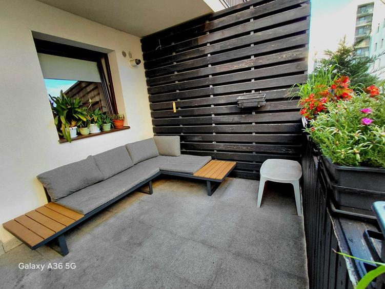 Apartament cu 3 camere decomandat, mobilat în Borhanci
