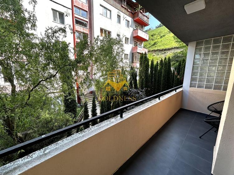 Apartament cu 2 camere semidecomandat, mobilat în Florești