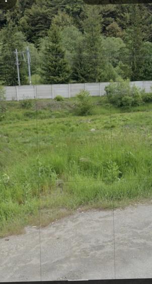 Teren de 890 mp, în Malul Ursului