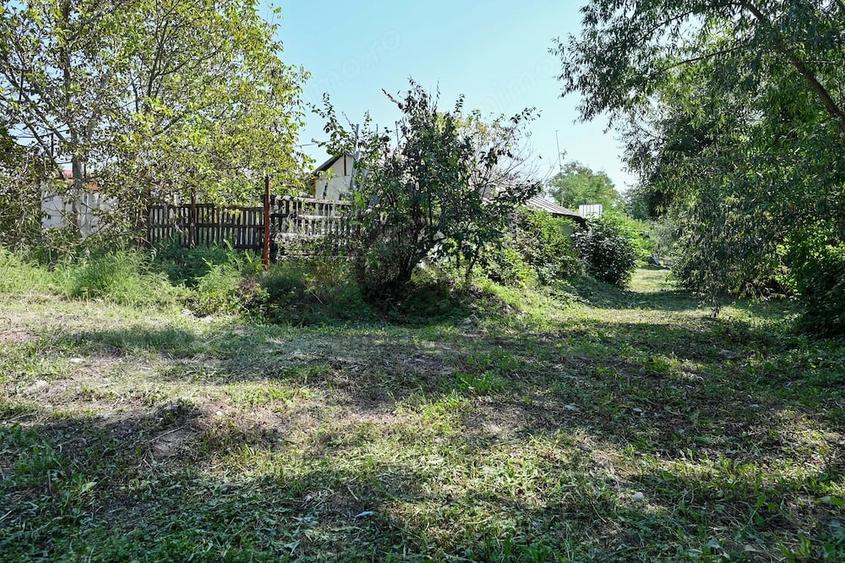Casă cu 1 camere cu Teren 2846 Mp în Coada Izvorului
