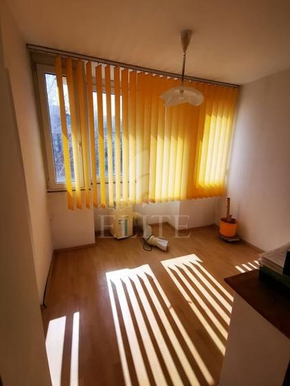 Apartament cu 3 camere decomandat în Gheorgheni