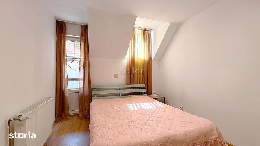 Apartament cu 3 camere în Schei