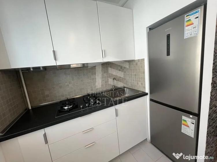Apartament cu 2 camere semidecomandat în Central
