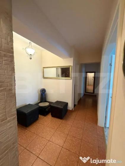Apartament cu 4 camere decomandat în Ultracentral