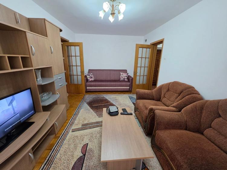 Basarabia intersectie Campia Libertatii, bloc 4 etaje,langa parcul Petrascu - 4