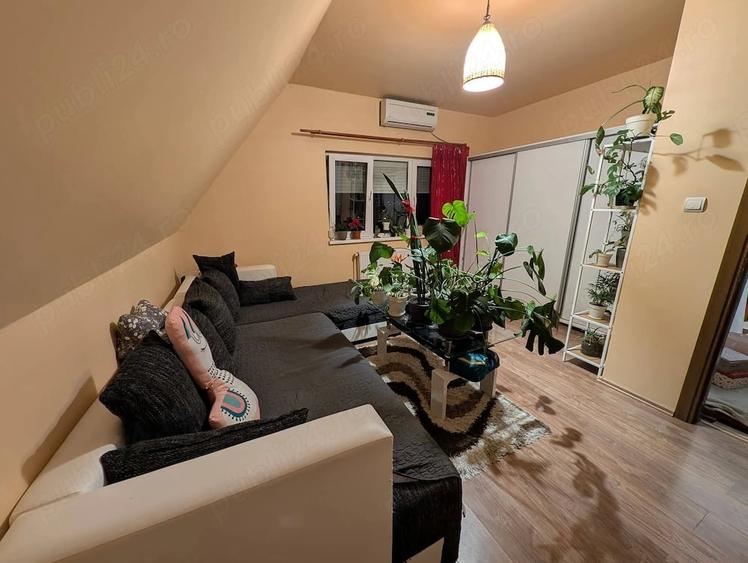 Apartament cu 2 camere decomandat în Lipovei