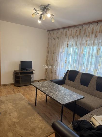 Inchiriez apartament cu 2 camere