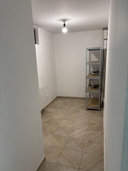 Spațiu comercial, de 80 mp, în Central