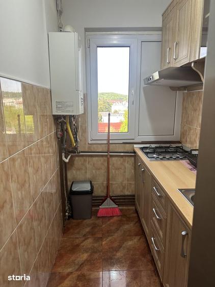 Campina - central - ap. 2 cam mobilat - 54000 Euro/Neg. - 7
