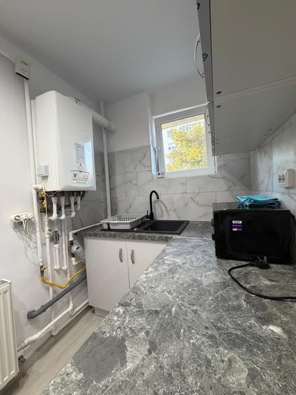 Inchiriere apt 2 camere, situat in Galati, pe Faleza, etaj 3, renovat si mobilat - 7