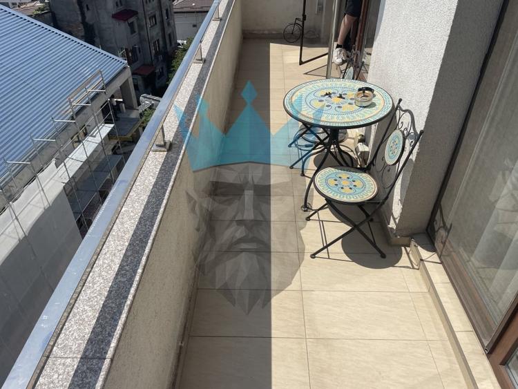 Apartament cu 3 camere decomandat, mobilat în Unirii