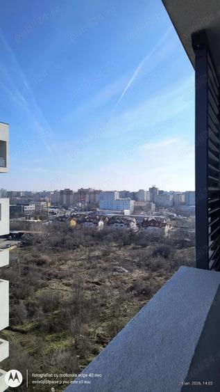 Apartament cu 5 camere semidecomandat în Fundeni