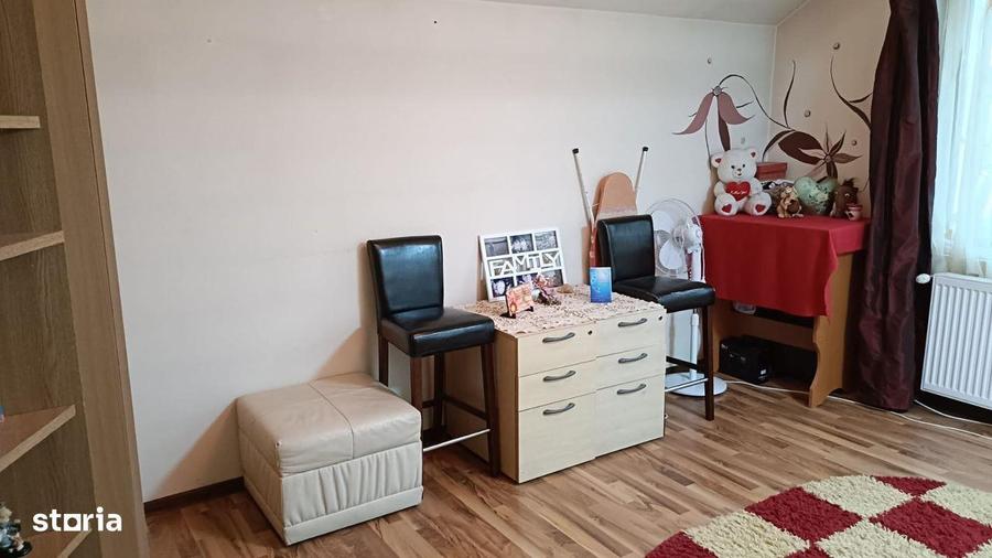 Casă cu 4 camere cu Teren 424 Mp în Goranu