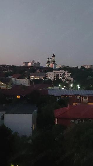 Apartament cu 2 camere decomandat în George Enescu