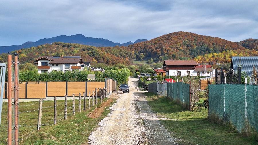 Teren Construcții intravilan de 1000 mp, în Glăjărie