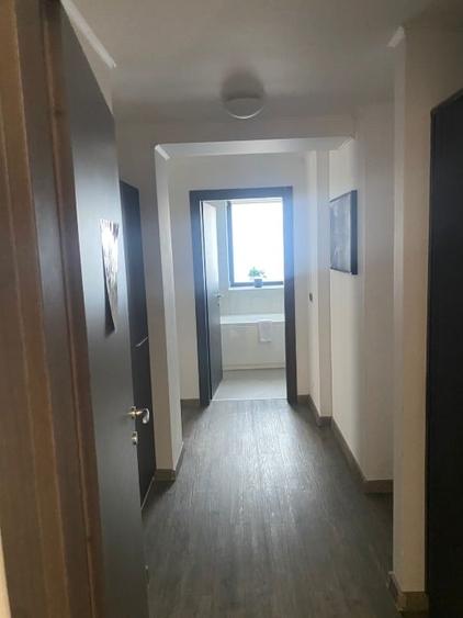 Apartament cu 4 camere decomandat, mobilat în 13 Decembrie