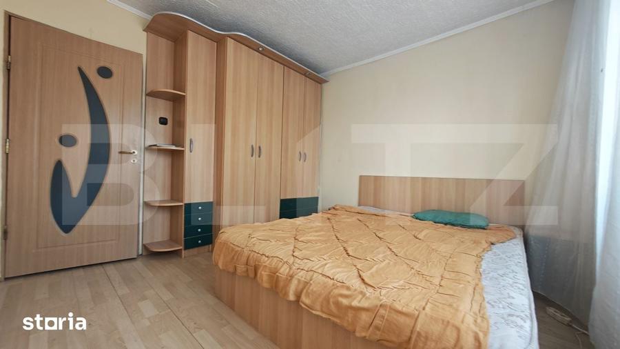 Apartament cu 3 camere decomandat în Nufărul