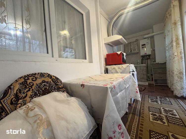 Apartament cu 2 camere semidecomandat în Tătărași