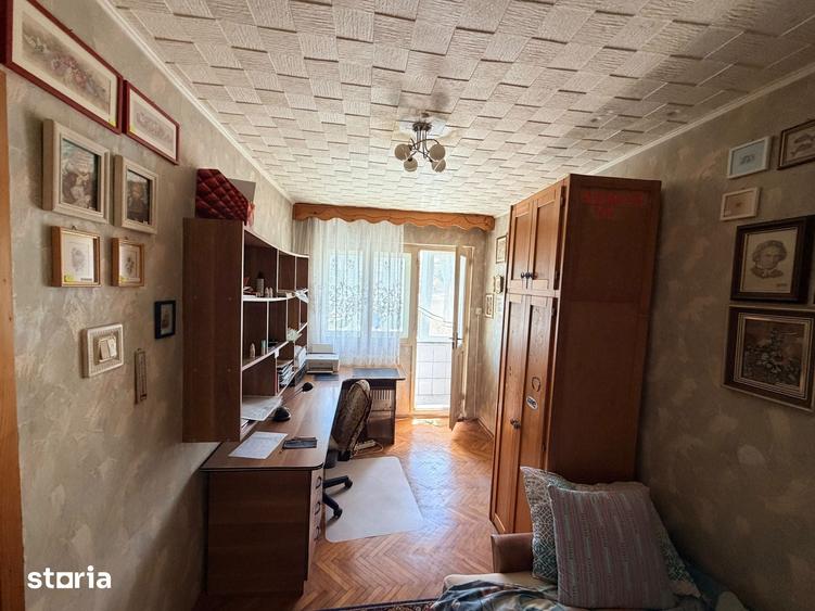 Apartament cu 3 camere în Grădiște