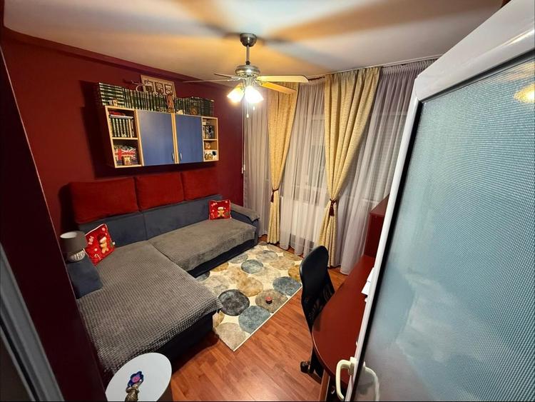 VAND/SCHIMB APARTAMENT  LA CHEIE. - 2