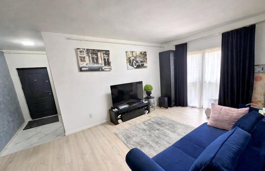 Apartament cu 2 camere semidecomandat, mobilat în Bună Ziua
