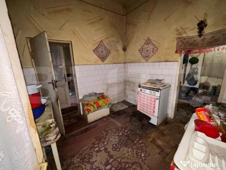 Casă cu 3 camere cu Teren 300 Mp în Șimleu Silvaniei