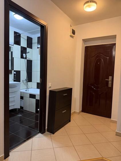 Apartament cu 2 camere decomandat în Florești