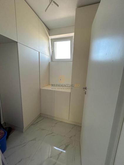 Casă individuală cu 4 camere cu Canalizare în Central
