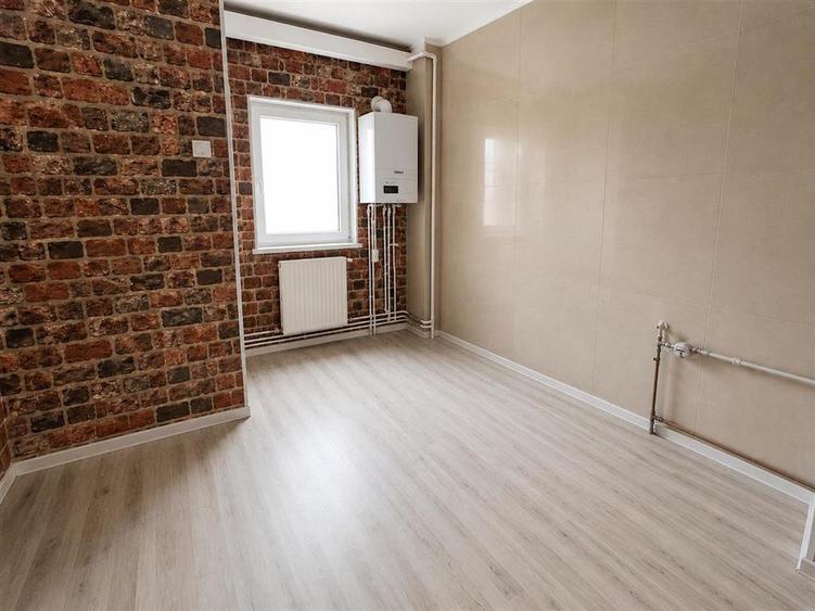 Apartament cu 3 camere decomandat în Mihai Viteazul