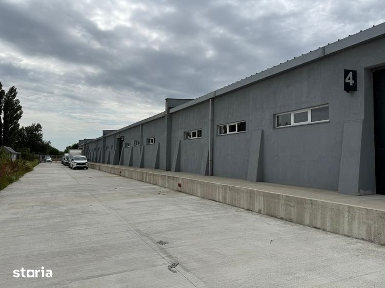 Spațiu comercial, de 4,000 mp, în Exterior Vest