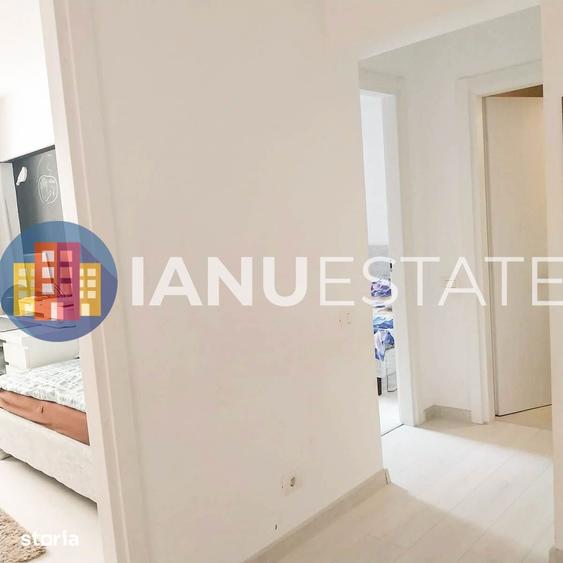 Apartament cu 3 camere semidecomandat în Tineretului