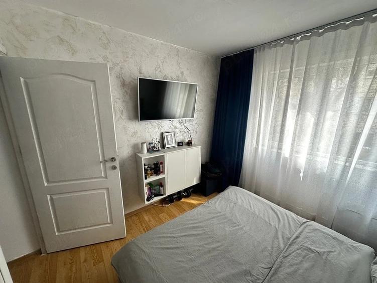 Apartament 3 camere, Rovine 2 4 semidecomandat - 2