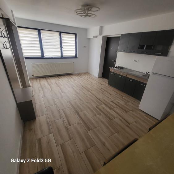 Apartament cu 2 camere nedecomandat în Central
